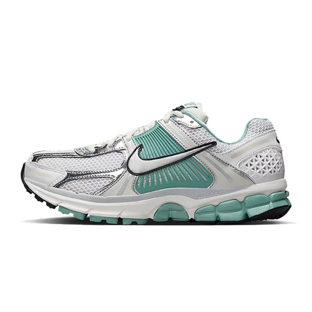 Nike W NIKE ZOOM VOMERO 5 Athl - Women Shoes Zoom ulasan dan harga