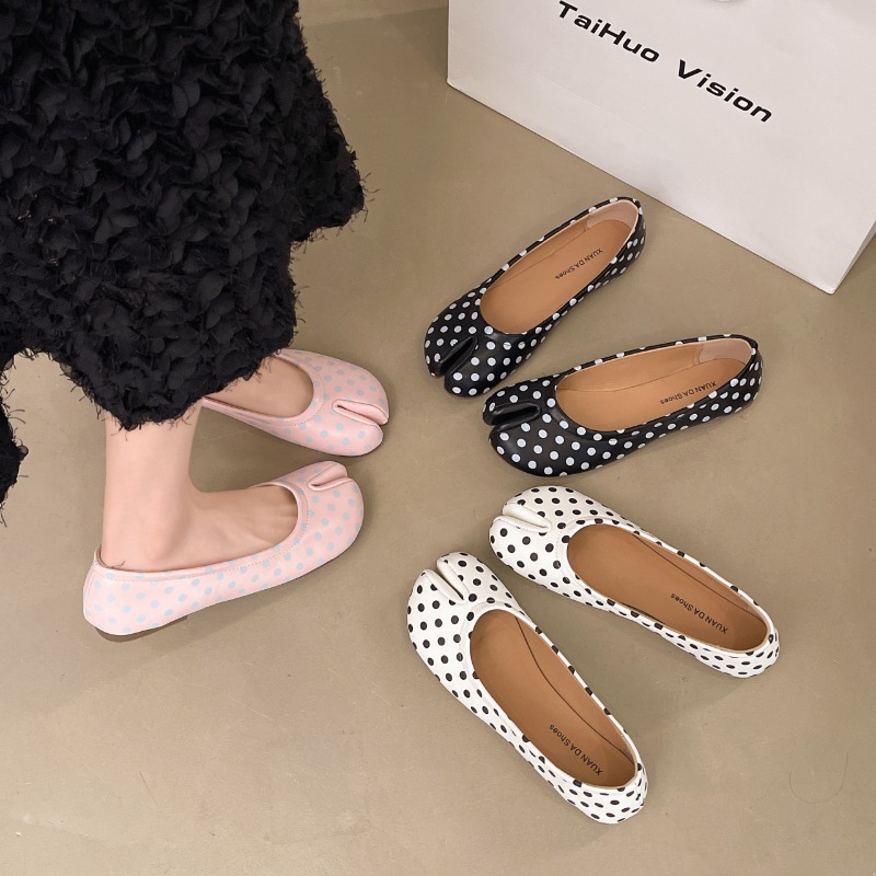 Women Split Toe Flats Polka Do - Women'S Shoes For Standing All Day ulasan dan harga