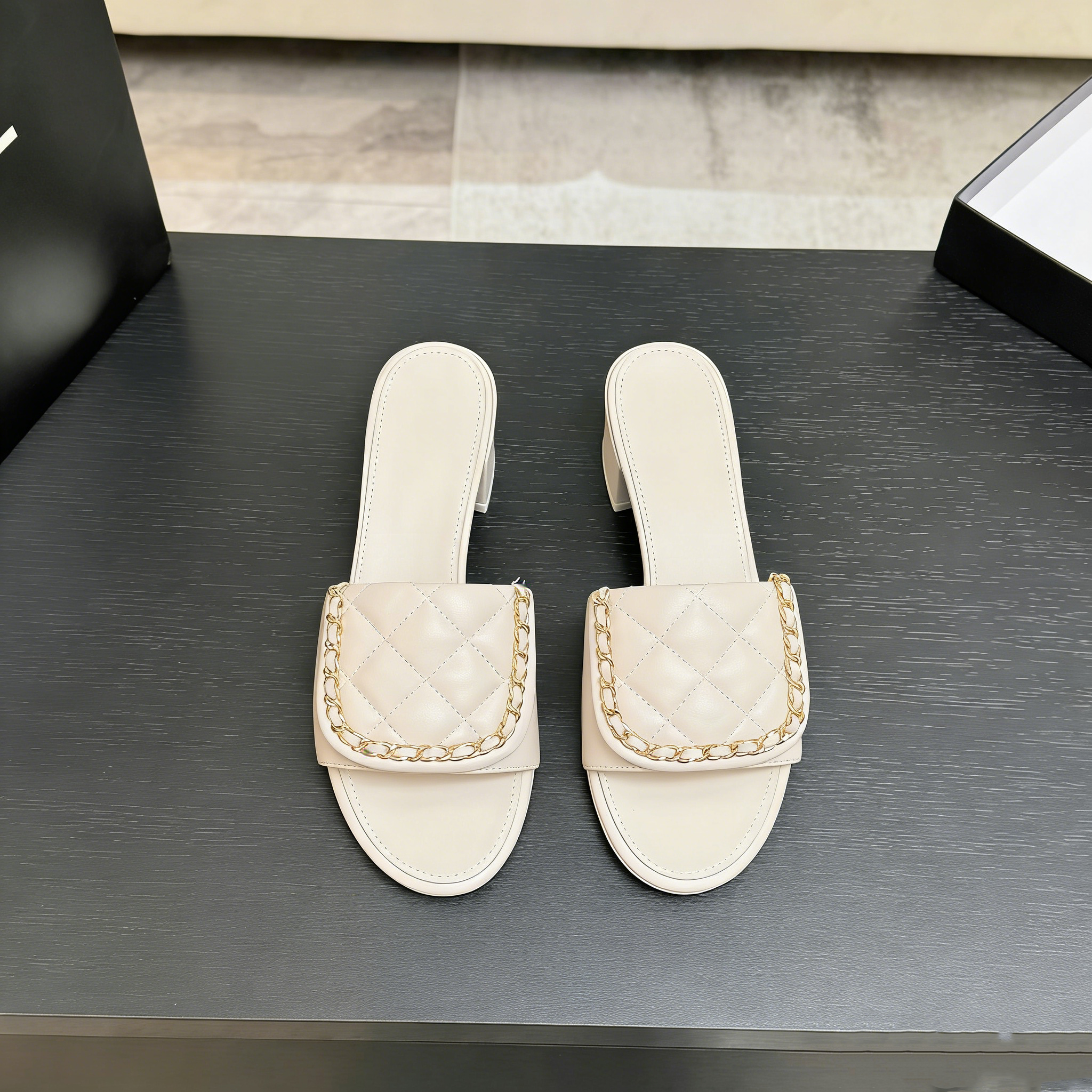 High-Quality Fashionable Casua - Gold Chain Sandal ulasan dan harga