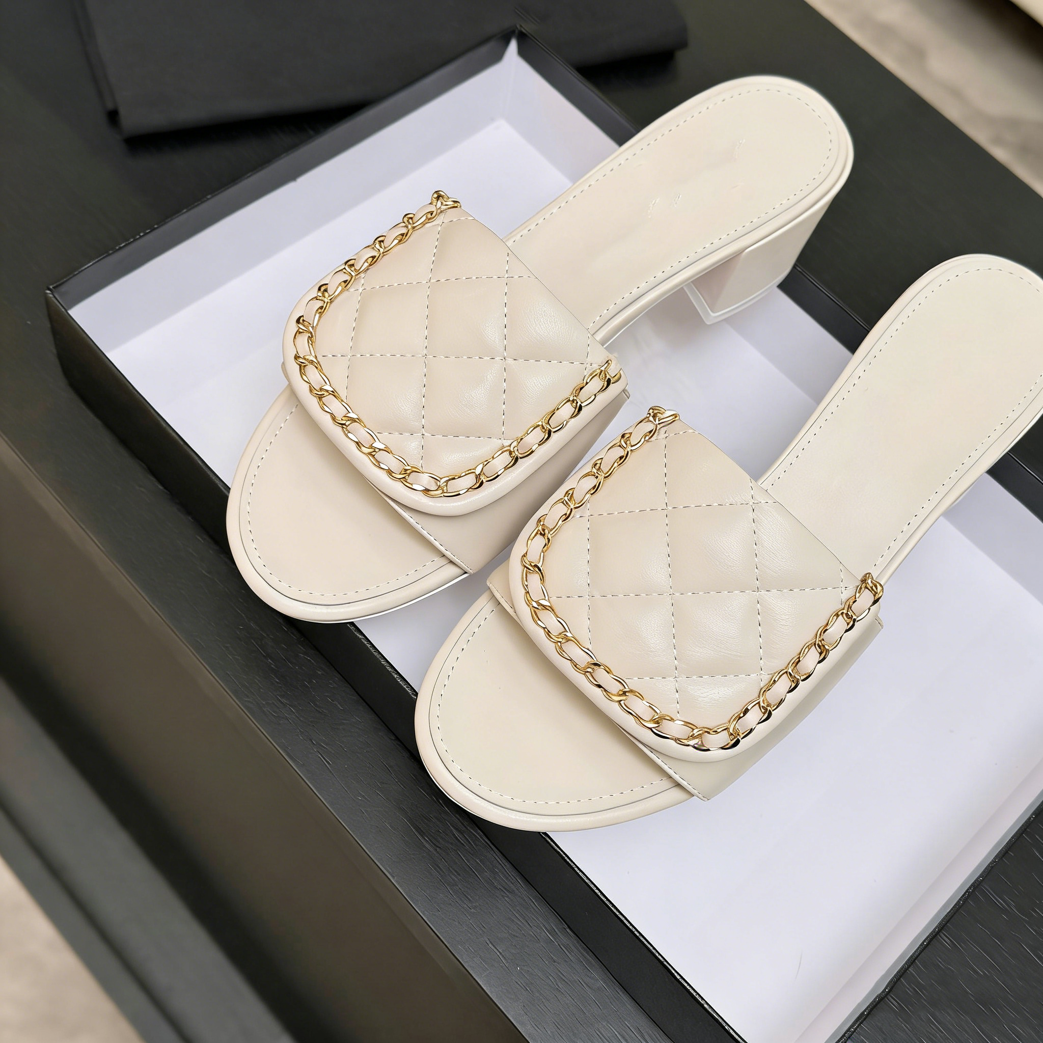 High-Quality Fashionable Casua - Gold Chain Sandal ulasan dan harga