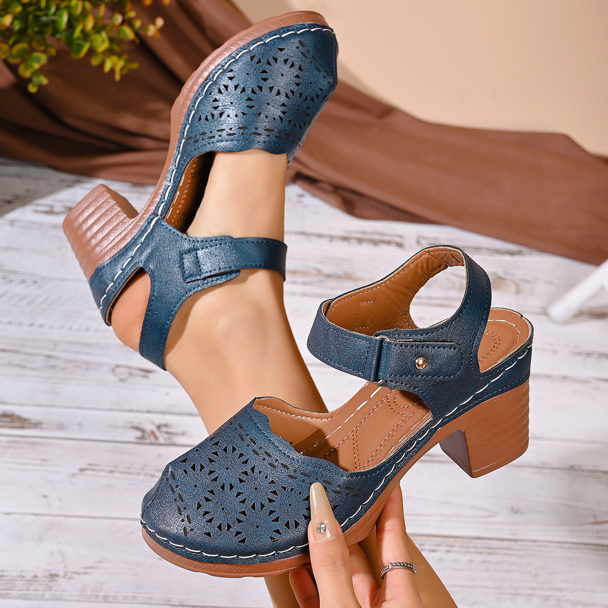 Women Casual Shoes Hollow Clos - Square Toe Mule ulasan dan harga